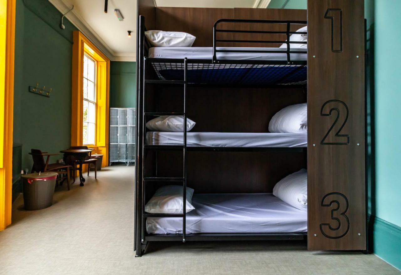 Bed 9-Bed Mixed Dormitory Room